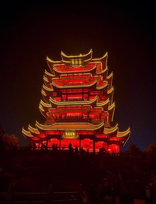 武汉极具吸引力，黄鹤楼等休闲好去处等你来探寻